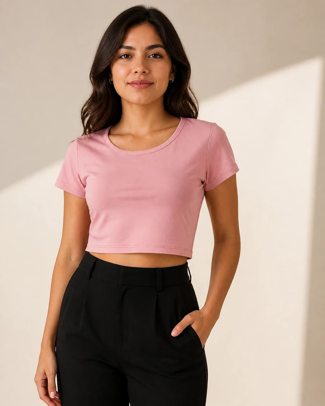 Top crop abertura espalda, color Rosado, vista frontal