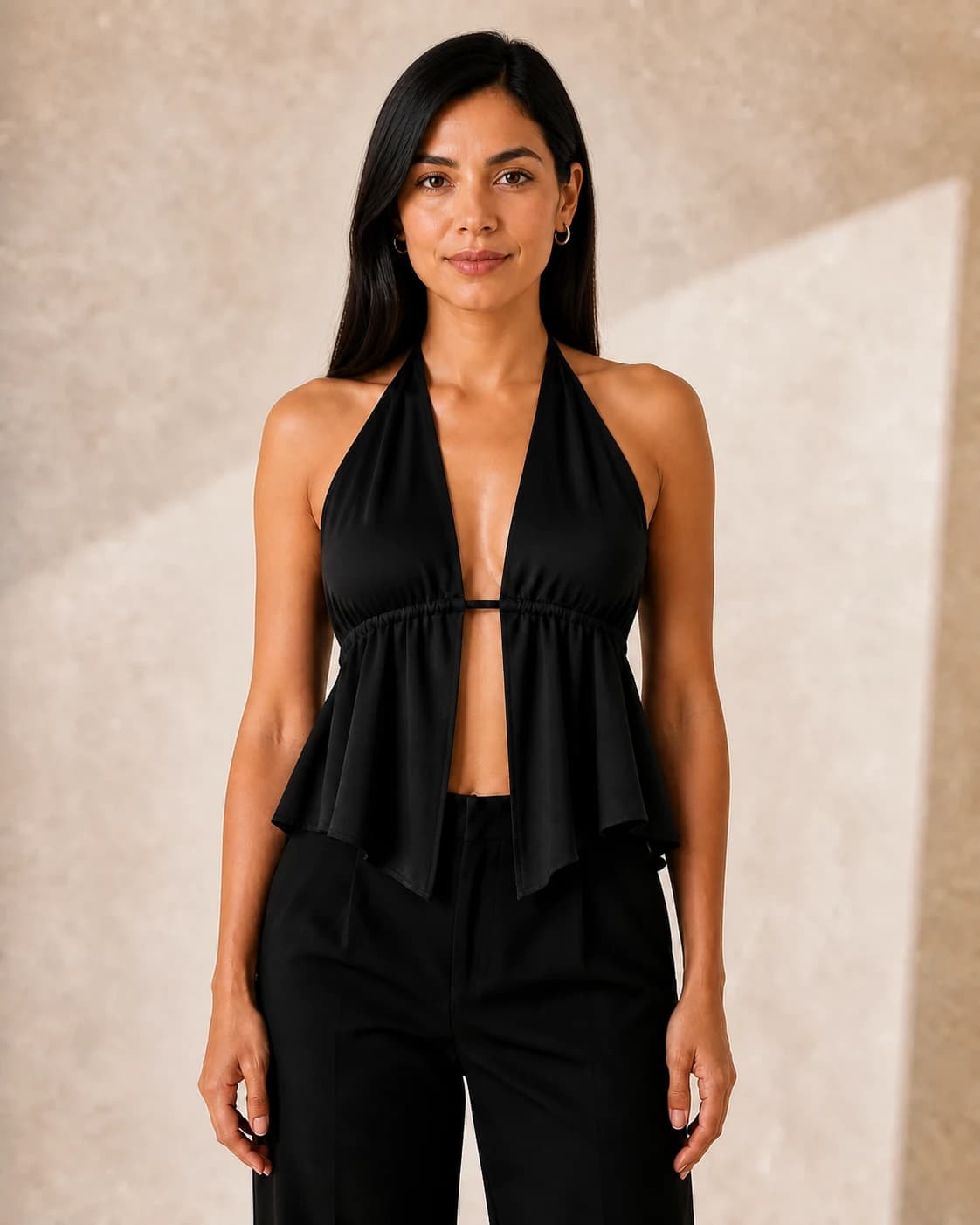 Top halter babydoll espalda descubierta, color Negro, vista frontal