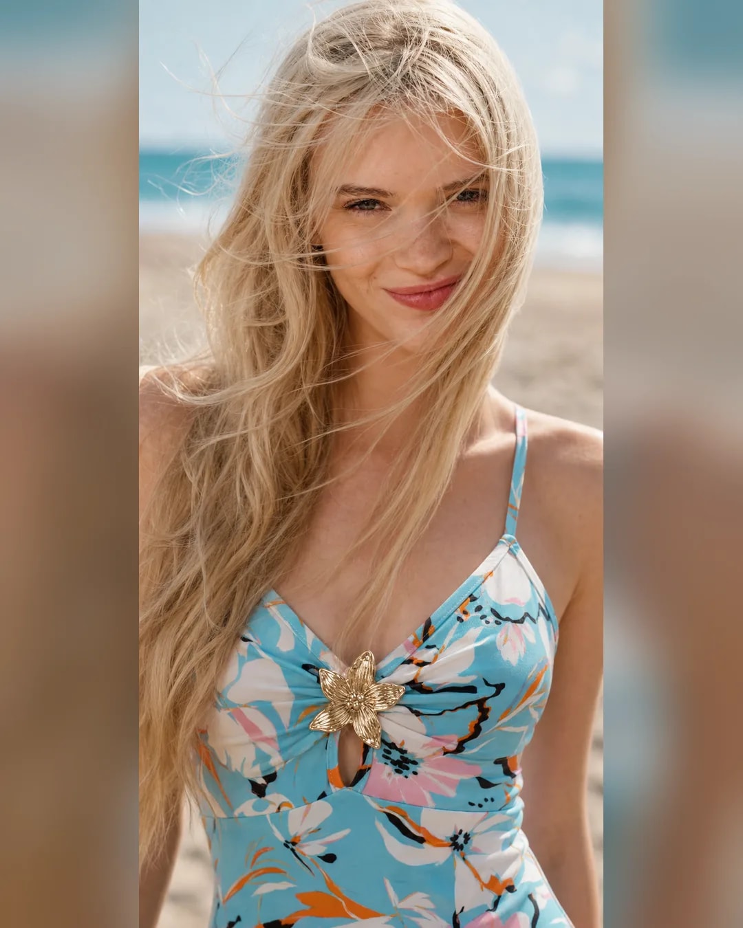 Vestido floral celeste