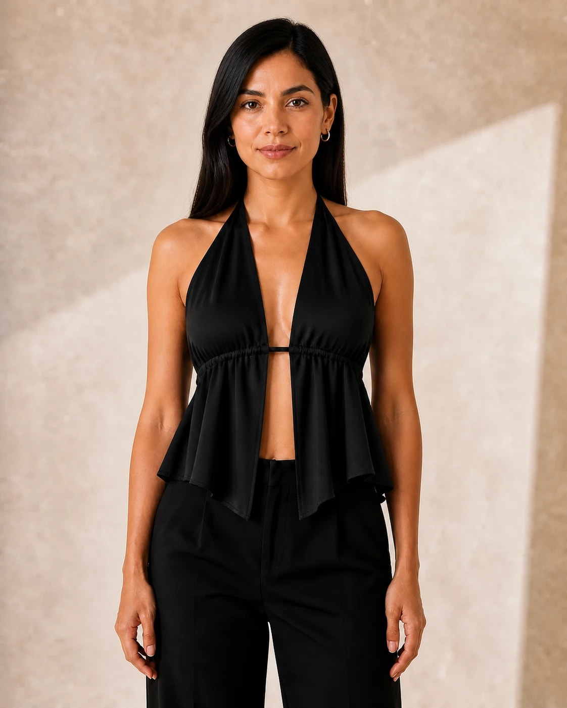 Top halter babydoll espalda descubierta, color Negro, vista frontal